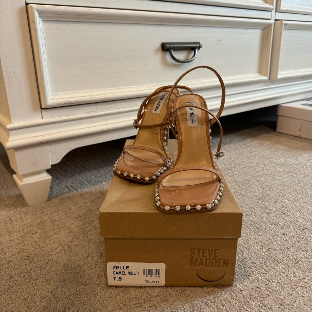Steve Madden Camel Multi Women's Shoes